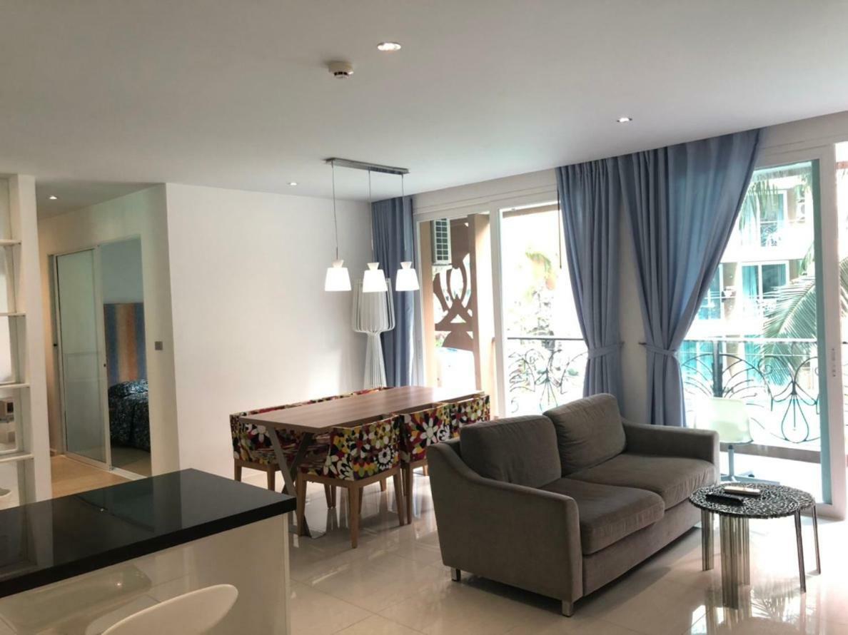 Atlantis Condo Resort Jomtien Exterior photo